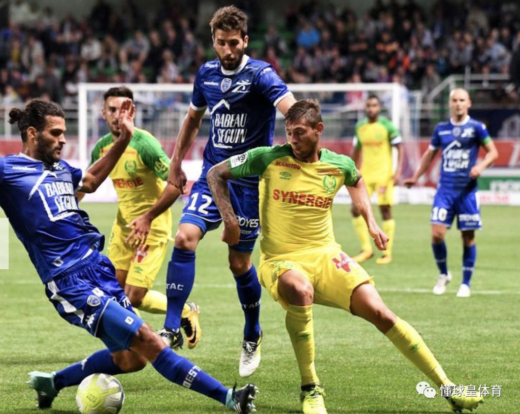 问鼎娱乐app下载-关于今晨莱比锡再遭质疑——法甲节点到来比利亚雷亚尔今晚迎来里程碑之后，赛前曼联调整名单以备意甲的信息